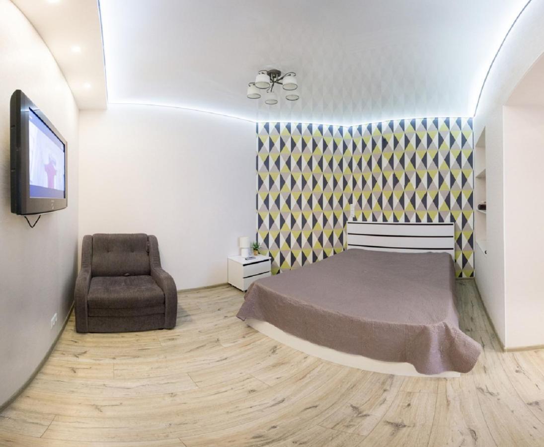 Modern Apartments In The Centre - Kuznechna Str. 26/4 Κχαρκίβ Εξωτερικό φωτογραφία